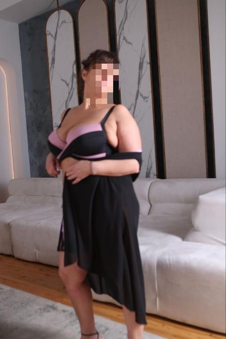 Искусство выбора: как найти идеальную эскортницу в Екатеринбурге для незабываемых интимных встреч